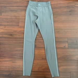 Alo Yoga Gray Leggings